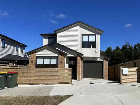 20 Baumea Rise, Massey