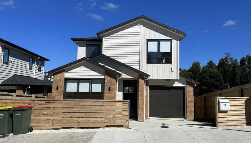 20 Baumea Rise, Massey