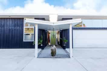 92 Withy Road, Manawahe