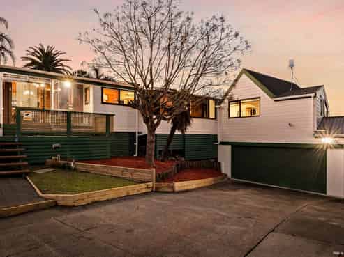 22 Marina View Drive, West Harbour