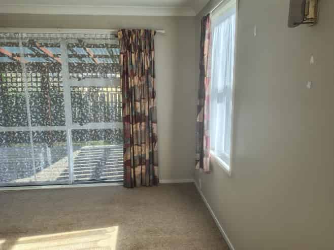 254 Sunset Road, Sunnybrook