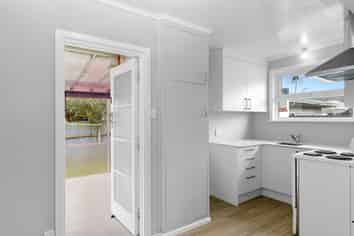 8A Stamford Grove, Avalon