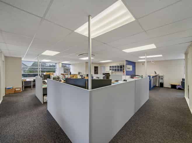 First-Floor Office Opposite Tower Junction