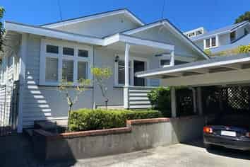 43 Duthie Street, Karori