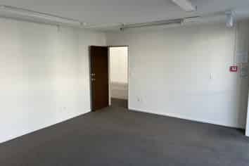 Tidy Warehouse/Office Unit