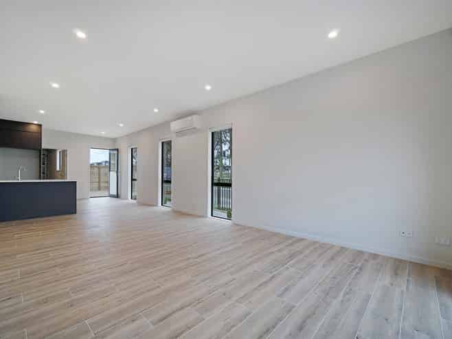  13 Aramata Road, Takanini