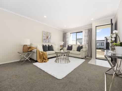 27A Poruru Close, Papakura