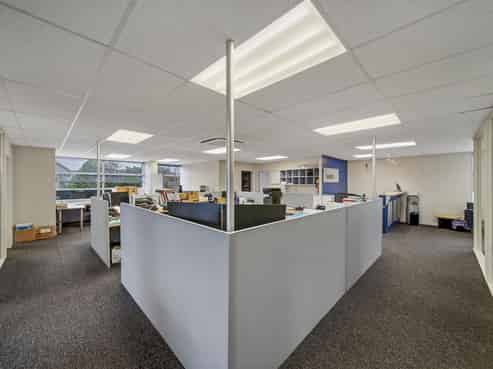 First-Floor Office Opposite Tower Junction