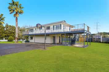 6 Deacon Road, Riverhead