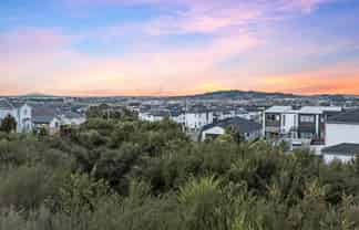 14 Adamson Road, Flat Bush