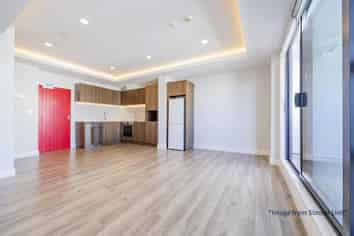 405/24 Library Lane, Albany