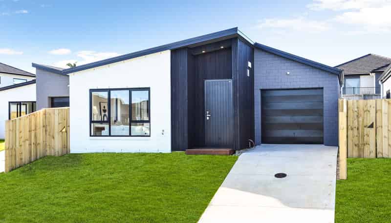 2/19 Tiro Place, Rototuna North