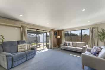 16 Monaco View, Stoke