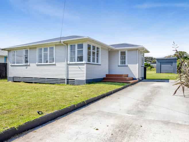 22 Elizabeth Street, Patea