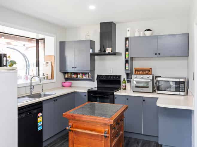 36 Gould Crescent, Woolston