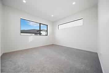 1B  Clematis Avenue, Murrays Bay