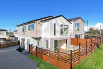 1B  Clematis Avenue, Murrays Bay