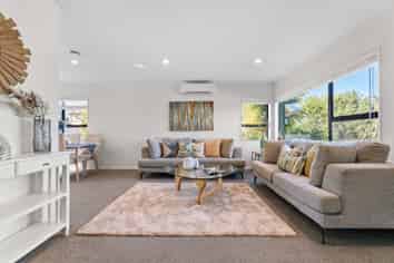 1/14 Kupari Place, Totara Vale