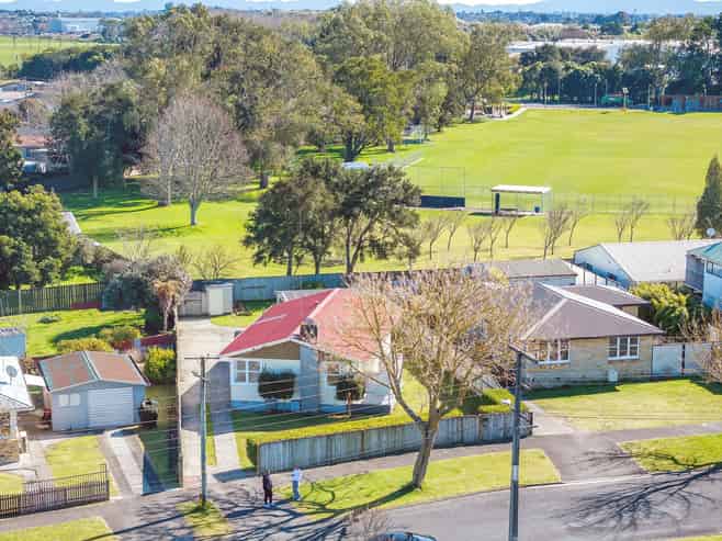 202 Mahoe Street, Melville