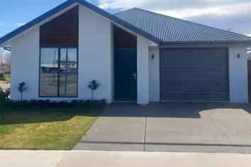 31 Whakatipu Street, Pegasus