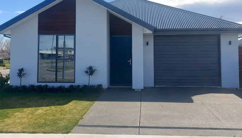 31 Whakatipu Street, Pegasus