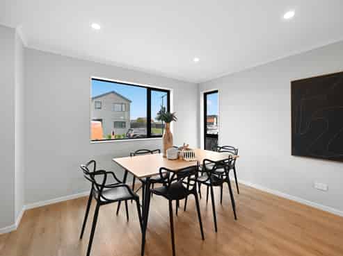 6 Earp Crescent, Chartwell