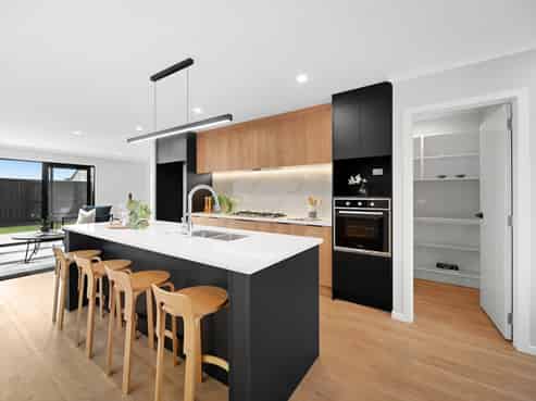 6 Earp Crescent, Chartwell