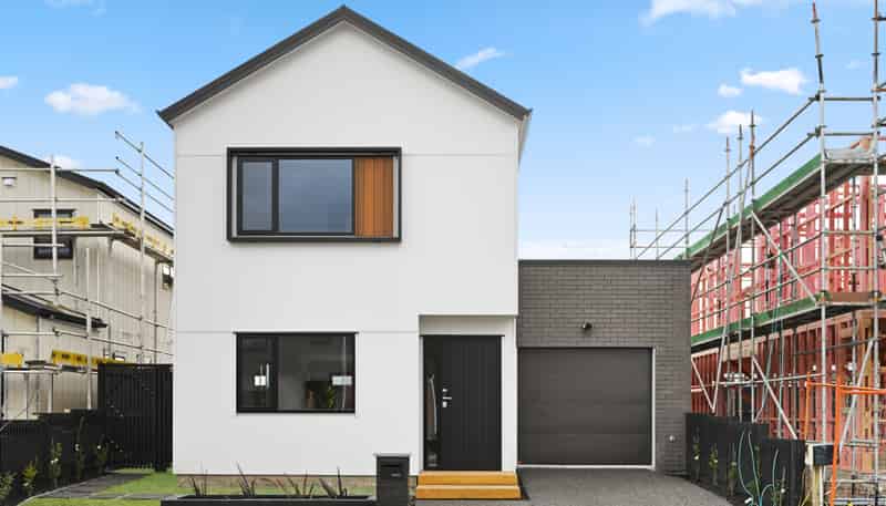 6 Earp Crescent, Chartwell