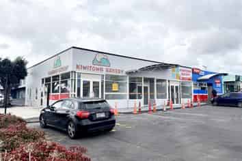 Hospitality / Retail Opportunity with Exposure