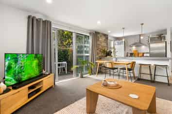 64B Fairfield Avenue, Addington