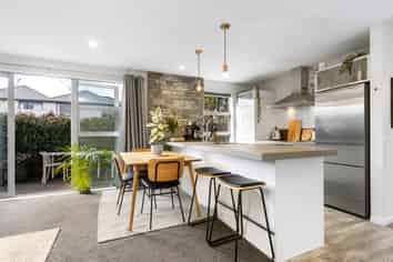 64B Fairfield Avenue, Addington