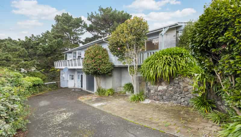 14 Glen Alton Avenue, Paparangi