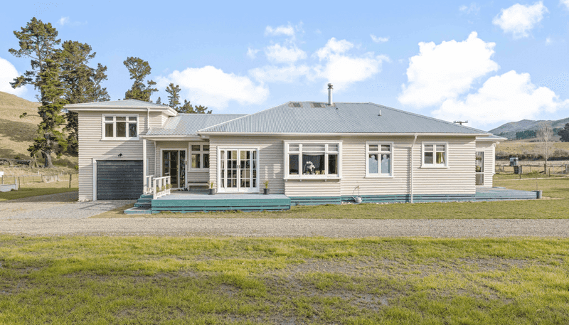 5669A West Coast Road, Springfield