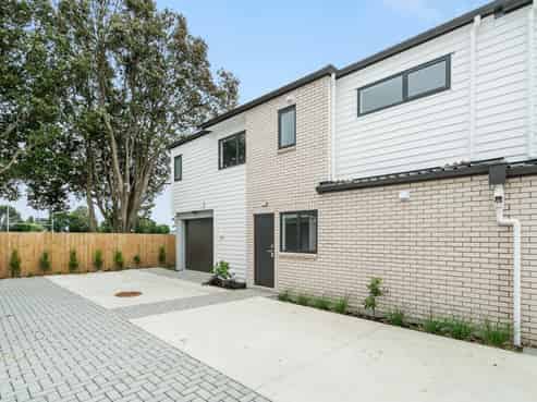 33B Eden Street, Mangere East