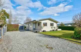 42 Newburn Street, Waikaia