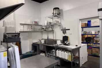 Ideally Located Storage/Loading Dock Tenancy