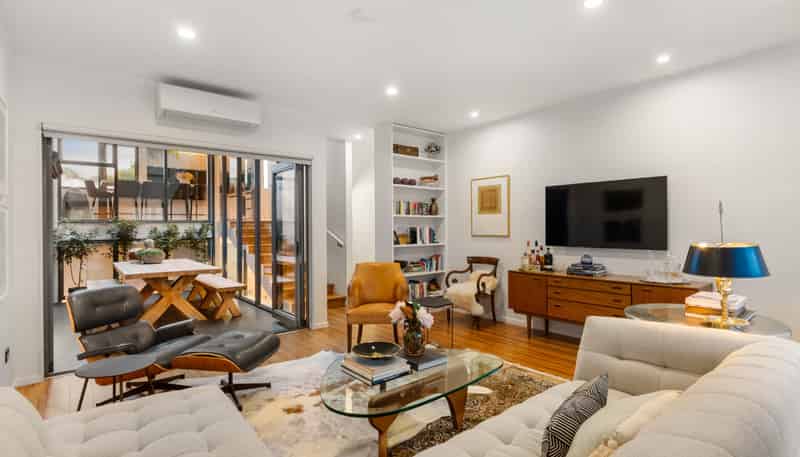 84 Fisher-Point Drive, Freemans Bay