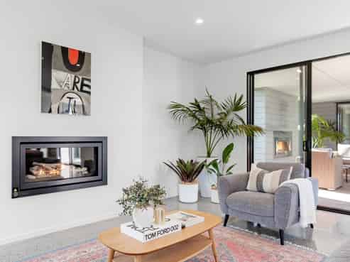 2 Shearwater Lane, Point Wells
