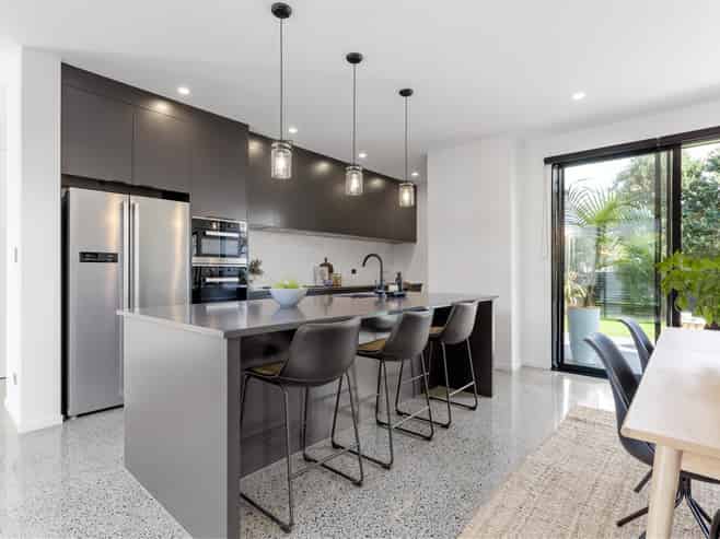 2 Shearwater Lane, Point Wells
