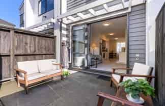 4 Hononga Lane, Northcote