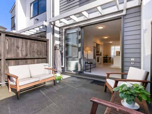 4 Hononga Lane, Northcote