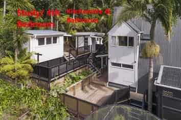 14 Mahoe Rd, Titirangi