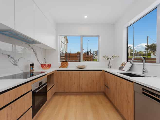 7 Sunrise Avenue, Mairangi Bay