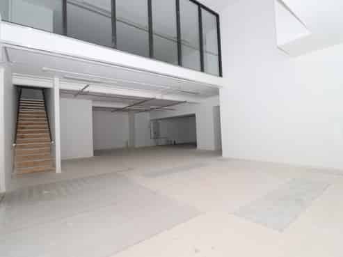 Upper Queen Street Hospitality Space 