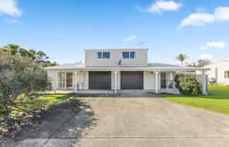 49B Bay Street, Red Beach