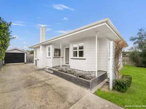213 Park Road North, Parkvale