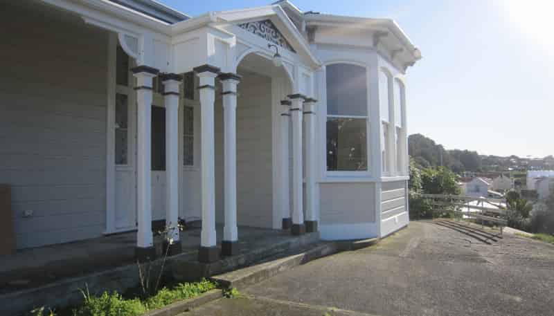 1/36 The Parade, Island Bay