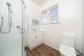 38 Bannister Avenue, Johnsonville