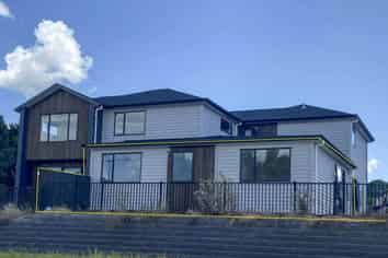 49A Houpuni Road, Milldale