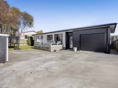 12A Mahoe Street, Inglewood